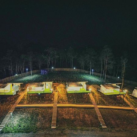 สวนไร่รุ่งอรุณ Suan Rai Rungarun Hotel Ban Na Pa Paek Exterior photo